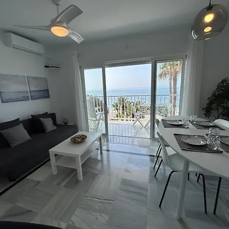 En Primera Linea De Playa Apartmán *